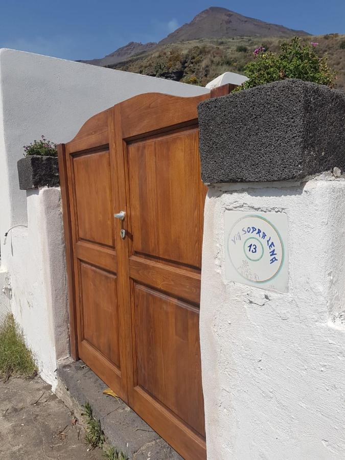 Appartement Con I Piedi Nell'Acqua à Stromboli Extérieur photo